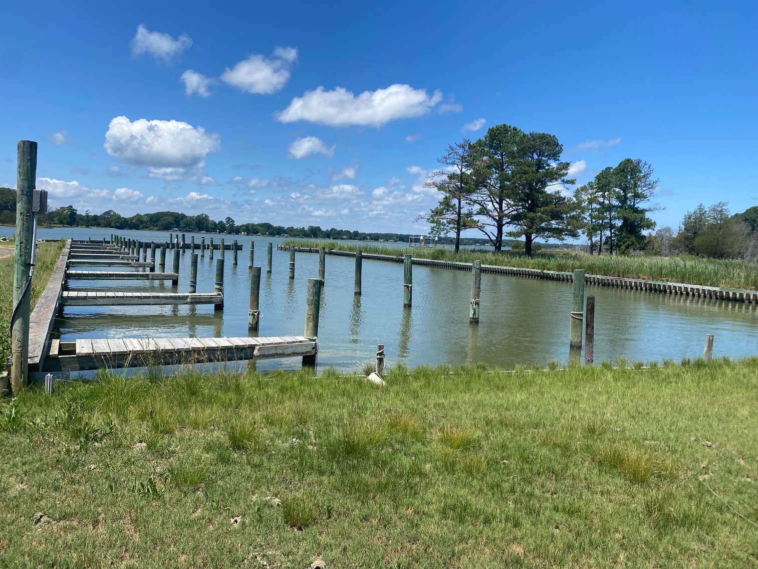 Image for Income Producing Waterfront Estate Mathews VA - Potential Annual Income $138,500 - Ranch Home - Guest Cottage -  Boat Ramp and 15 Slips - Fronting Billups Creek; 967 Lillys Neck Rd