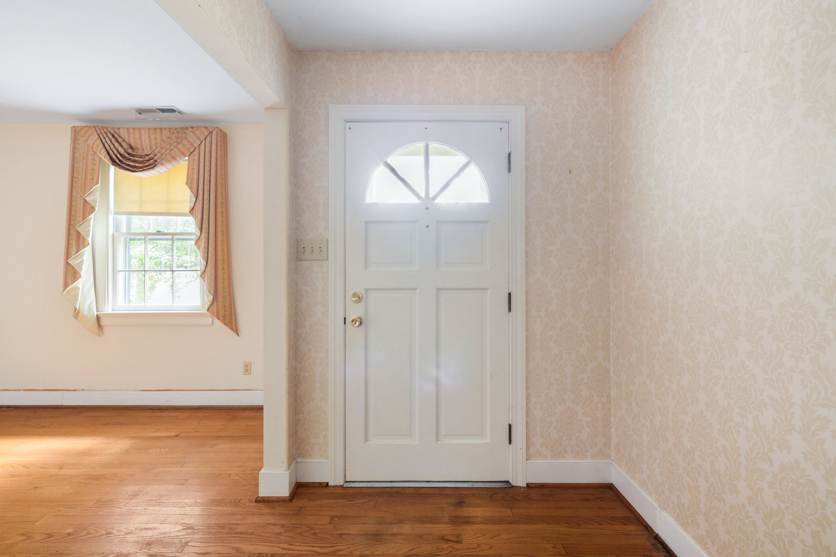 Image for 4 Bed/2.5 Bath Quaint Brick Ranch Minutes Outside of Short Pump - 11992 S Anna Dr