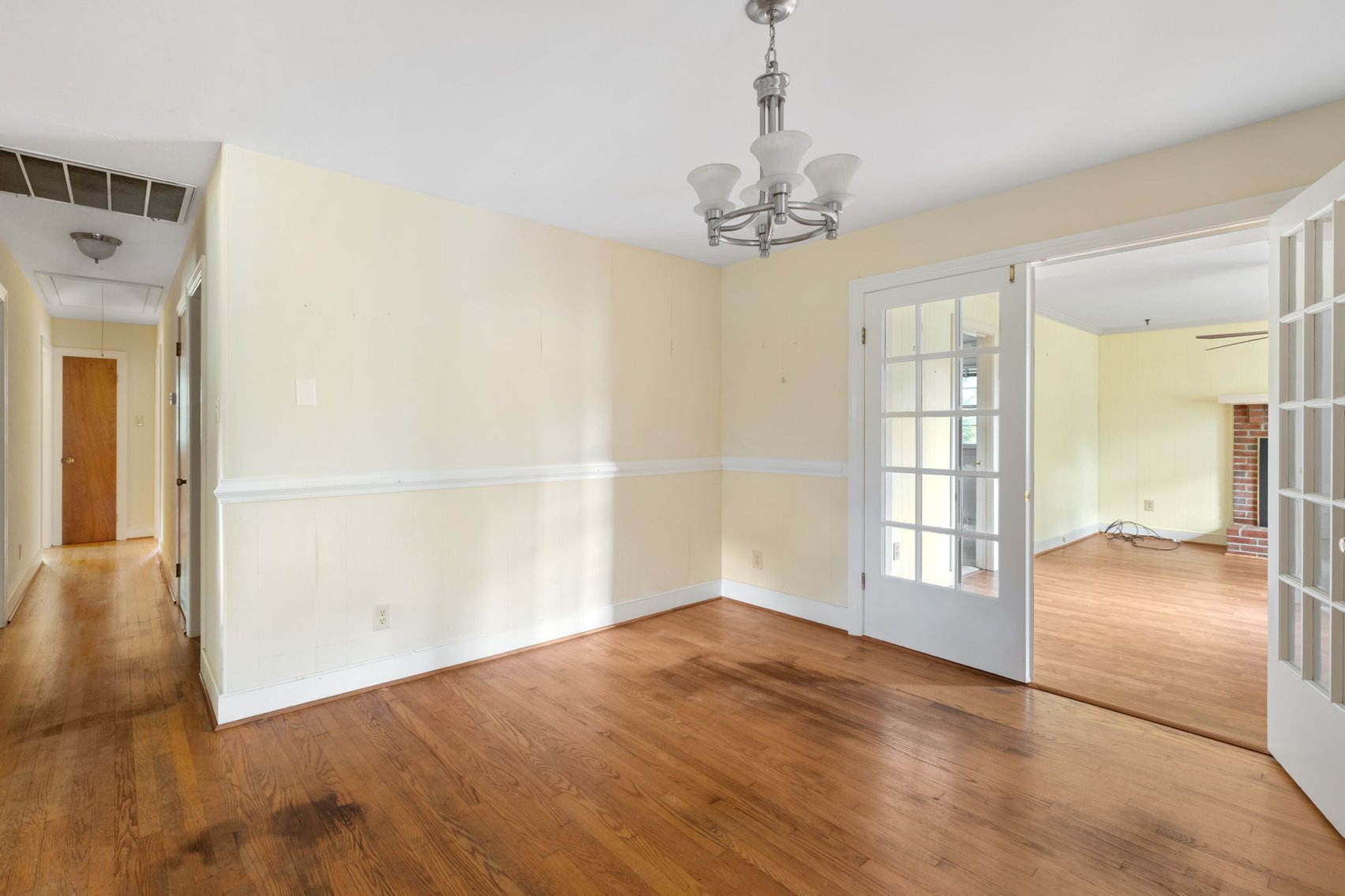 Image for 4 Bed/2.5 Bath Quaint Brick Ranch Minutes Outside of Short Pump - 11992 S Anna Dr