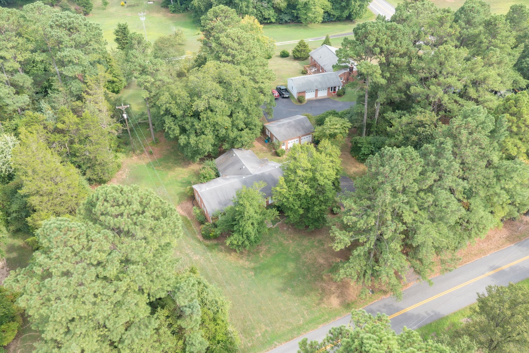 Image for 4 Bed/2.5 Bath Quaint Brick Ranch Minutes Outside of Short Pump - 11992 S Anna Dr