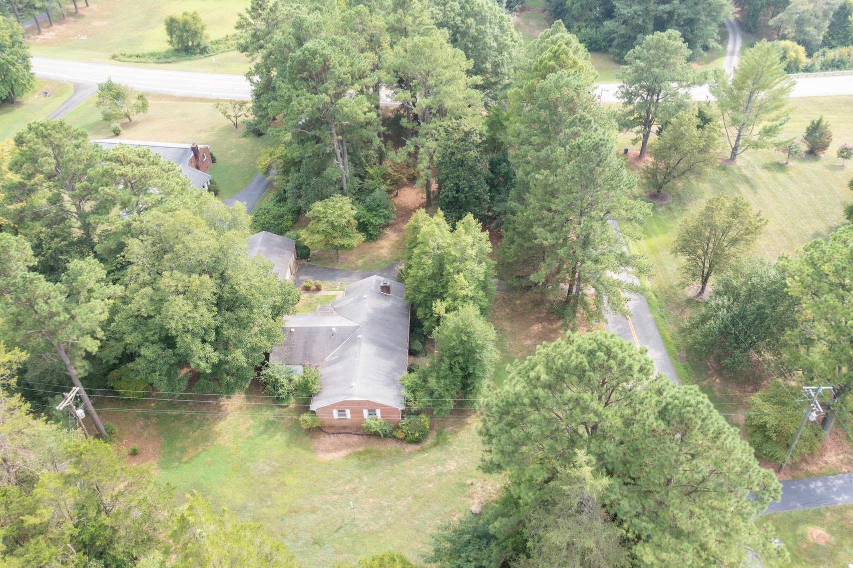 Image for 4 Bed/2.5 Bath Quaint Brick Ranch Minutes Outside of Short Pump - 11992 S Anna Dr