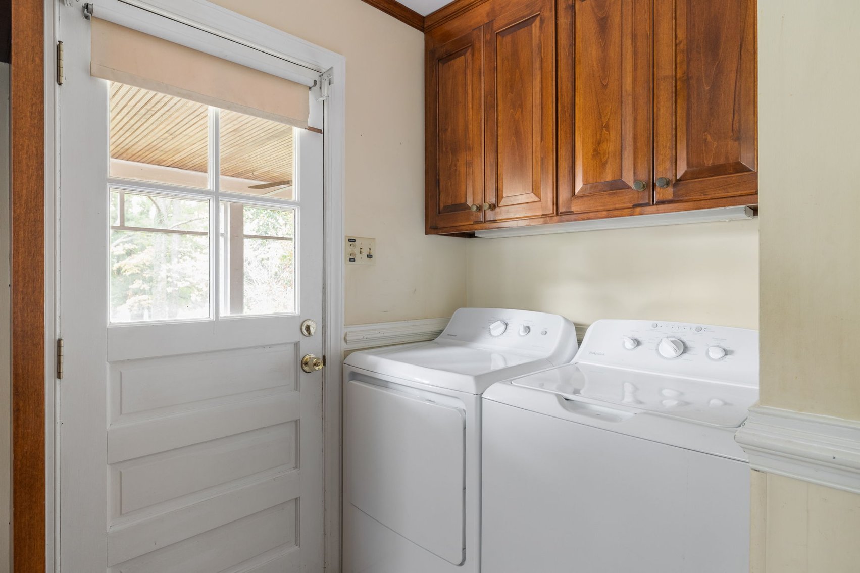 Image for 4 Bed/2.5 Bath Quaint Brick Ranch Minutes Outside of Short Pump - 11992 S Anna Dr