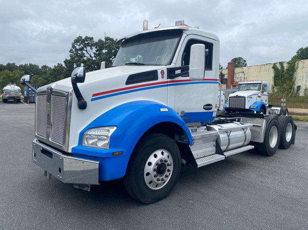 Image for US Bankruptcy Ordered Heavy Truck Auction