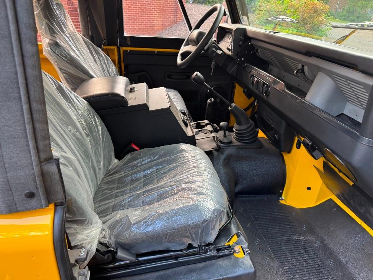 Image for 1994 Land Rover Defender 90 NAS