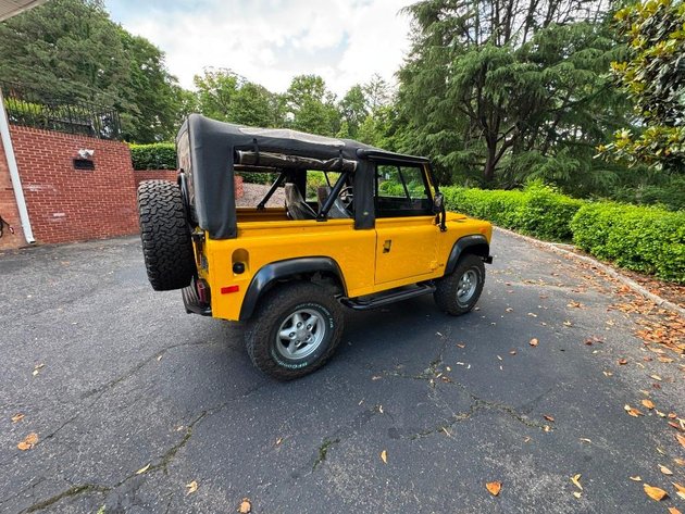 Image for 1994 Land Rover Defender 90 NAS