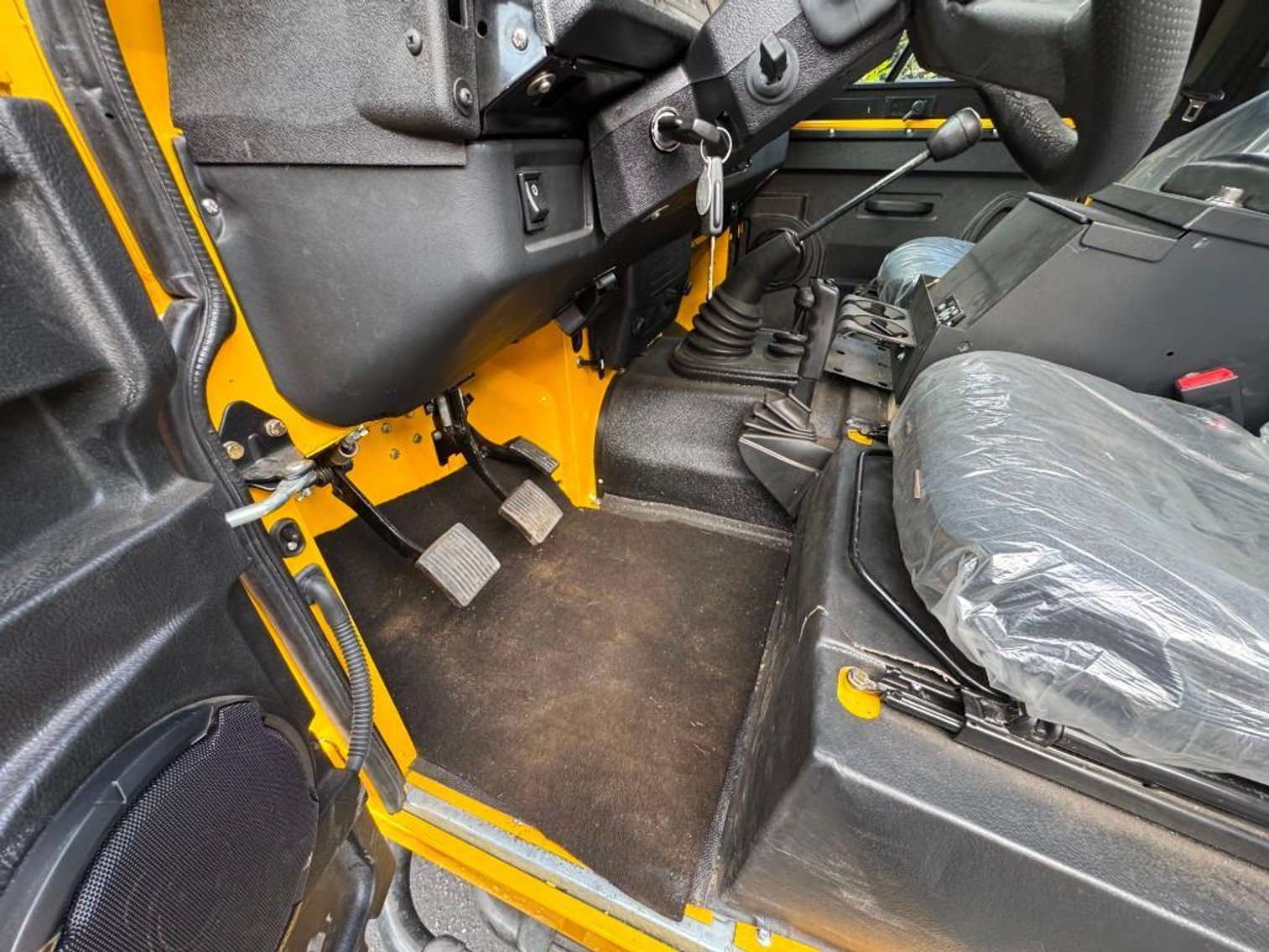 Image for 1994 Land Rover Defender 90 NAS