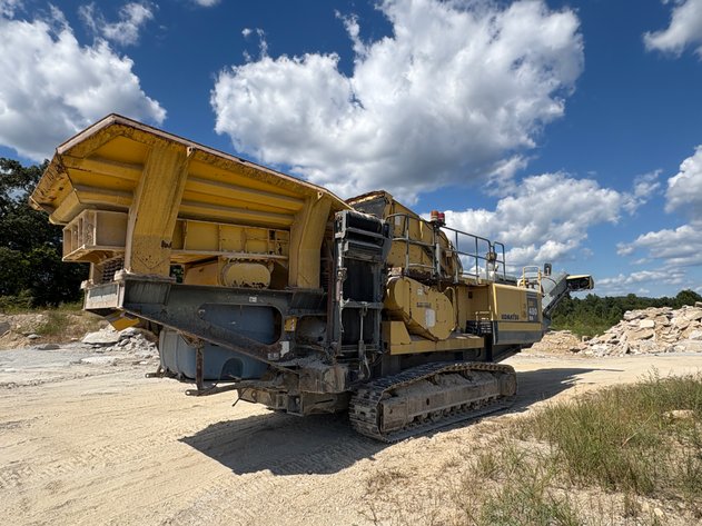 Image for Heavy Equipment Auction - 2006 Komatsu BR480RG Mobile Jaw Crusher