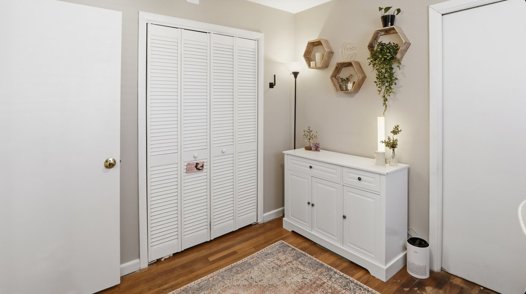 Image for Finance Friendly Auction: Exceptional Move-In Ready Brick Ranch with Workshop