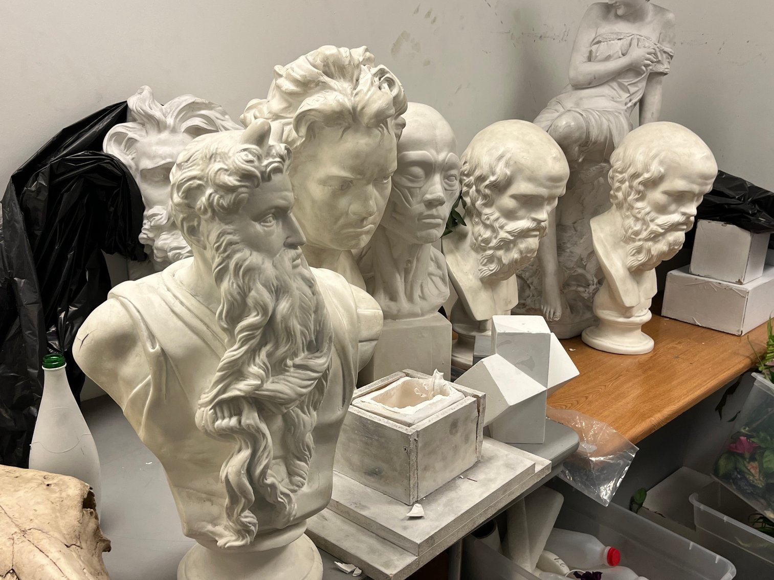 Image for School of Design/ Media Arts/Fashion Liquidation Formerly Art Institute of Dallas