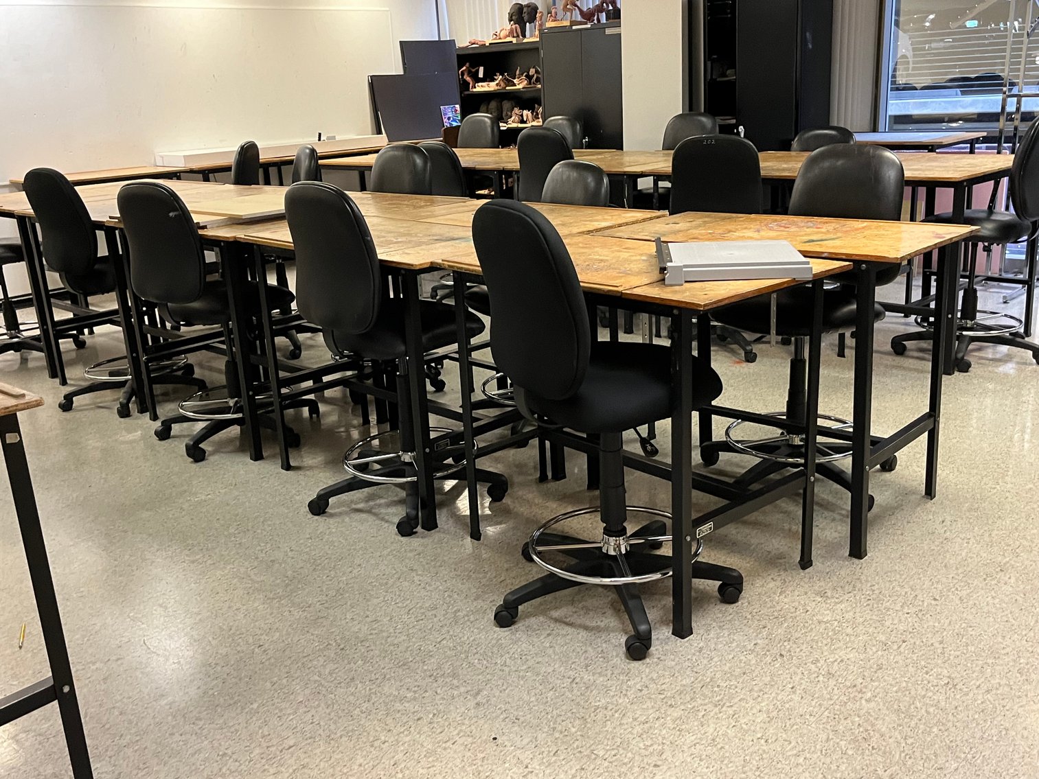 Image for School of Design/ Media Arts/Fashion Liquidation Formerly Art Institute of Dallas