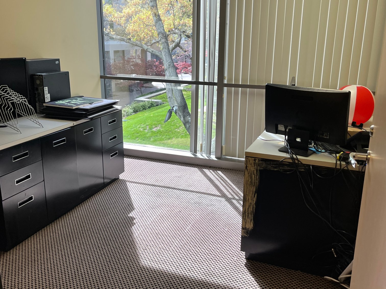 Image for School of Design/ Media Arts/Fashion Liquidation Formerly Art Institute of Dallas