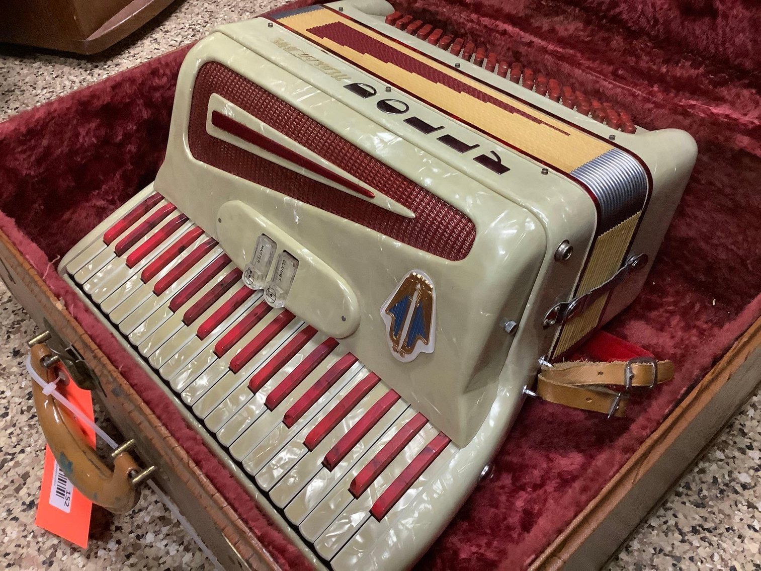 Image for Furniture, collectibles, household-Main back