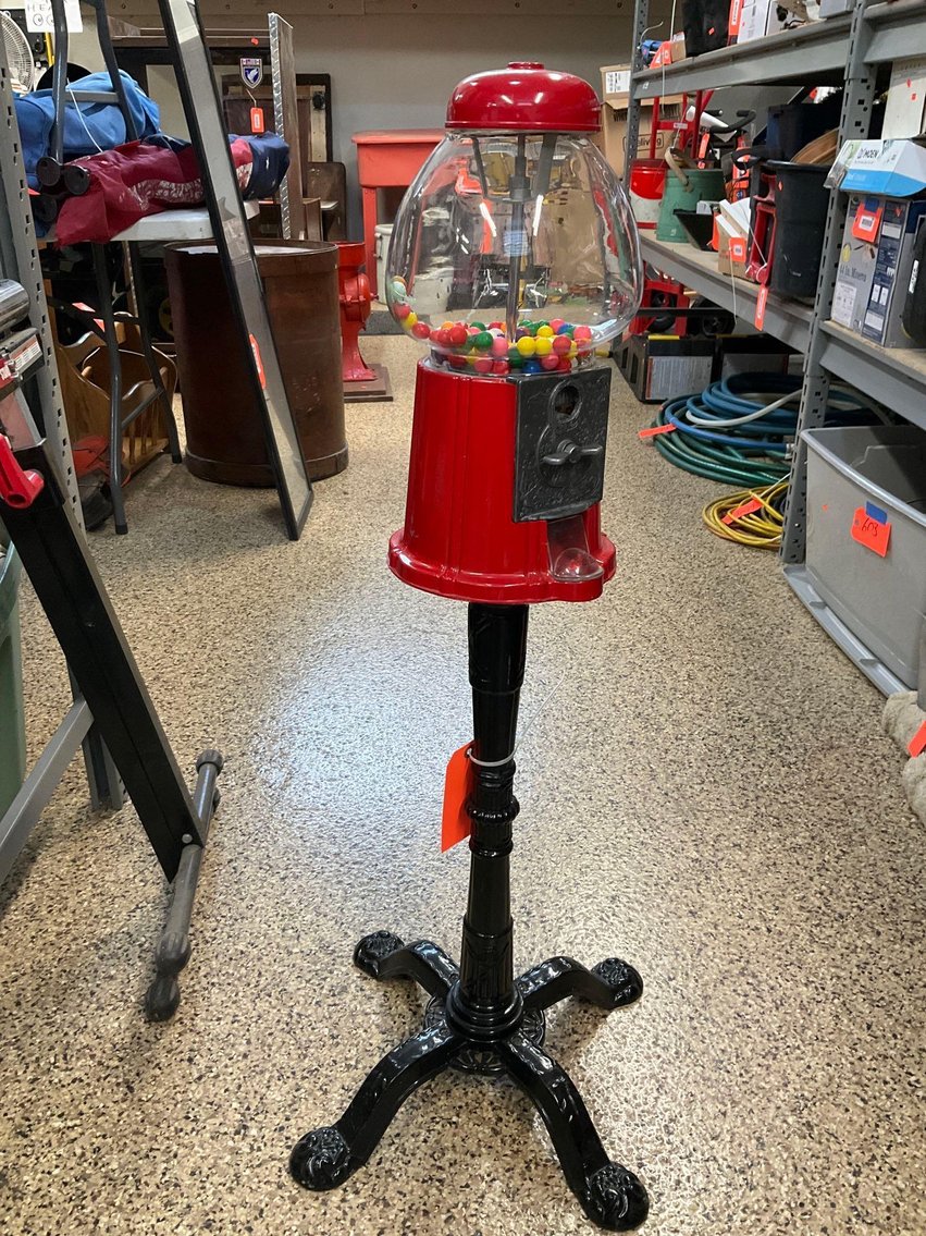 Image for Furniture, collectibles, household-Main back