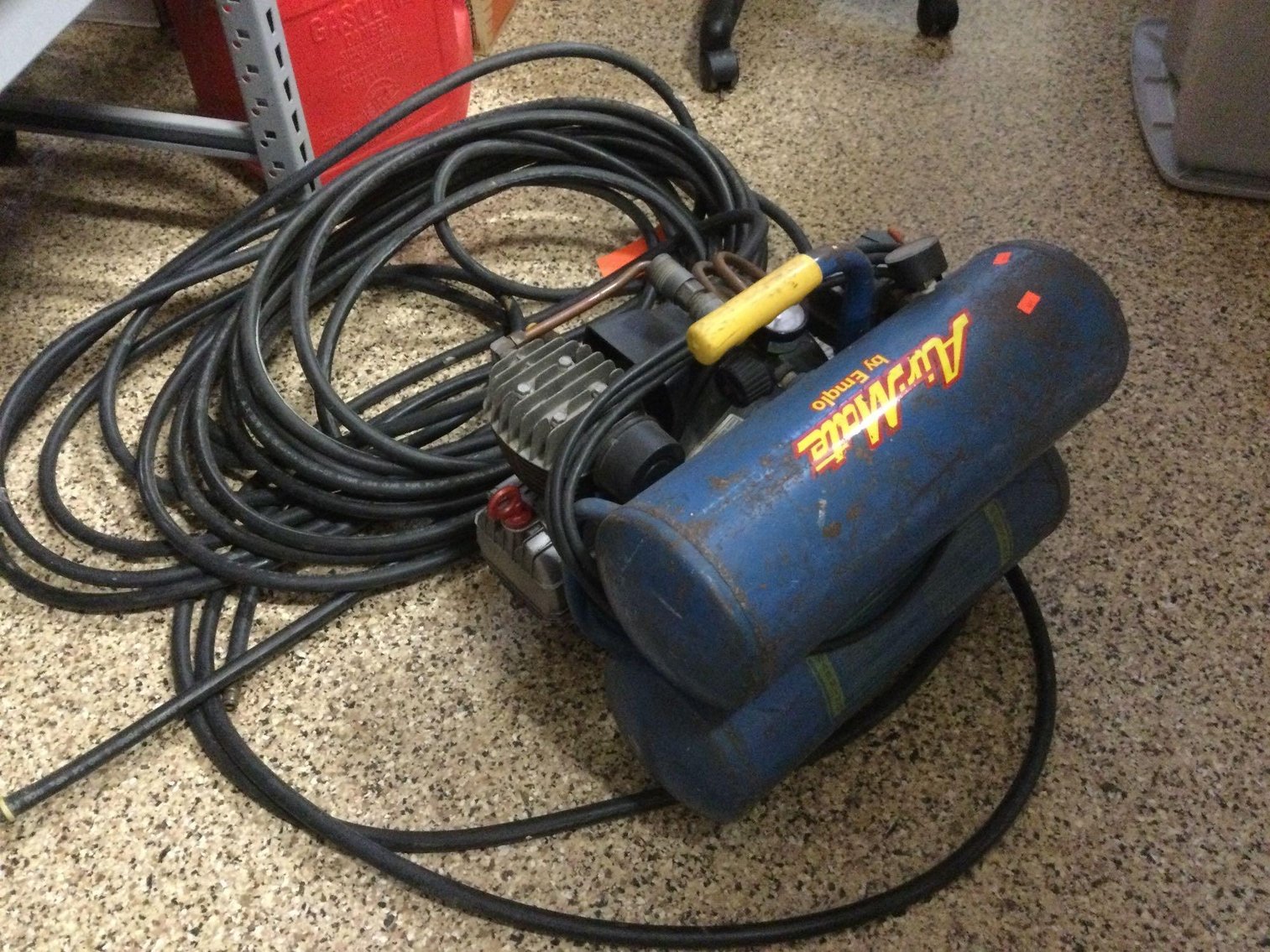 Image for Furniture, collectibles, household-Main back