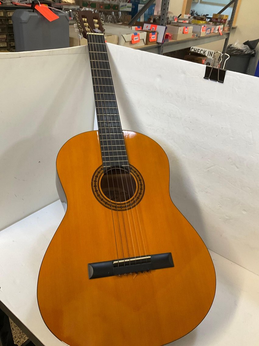 Image for Furniture, collectibles, household-Main back