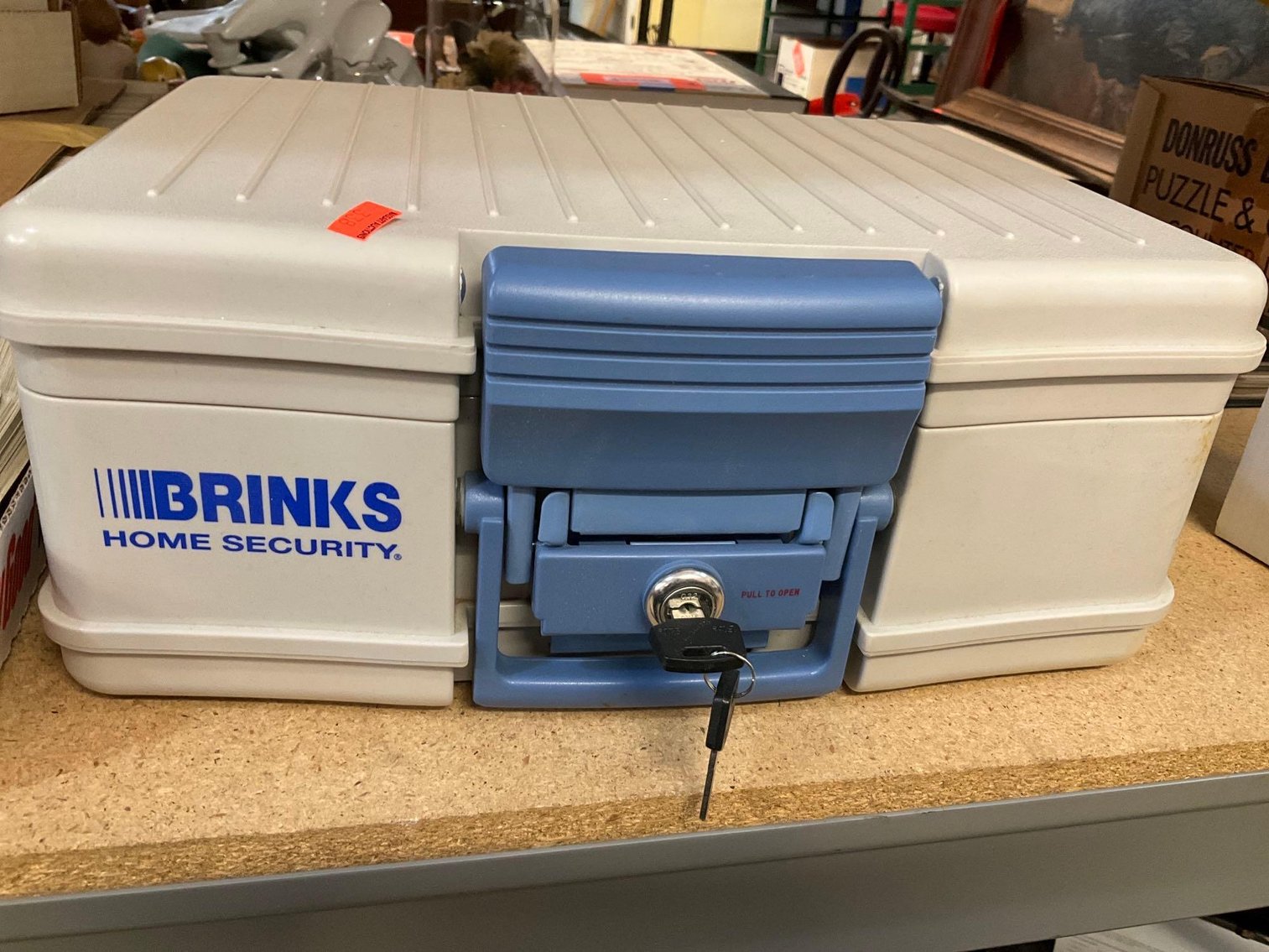 Image for Furniture, collectibles, household-Main back