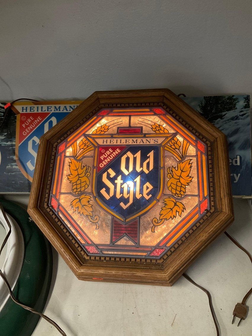 Image for Furniture, collectibles, household-Main back