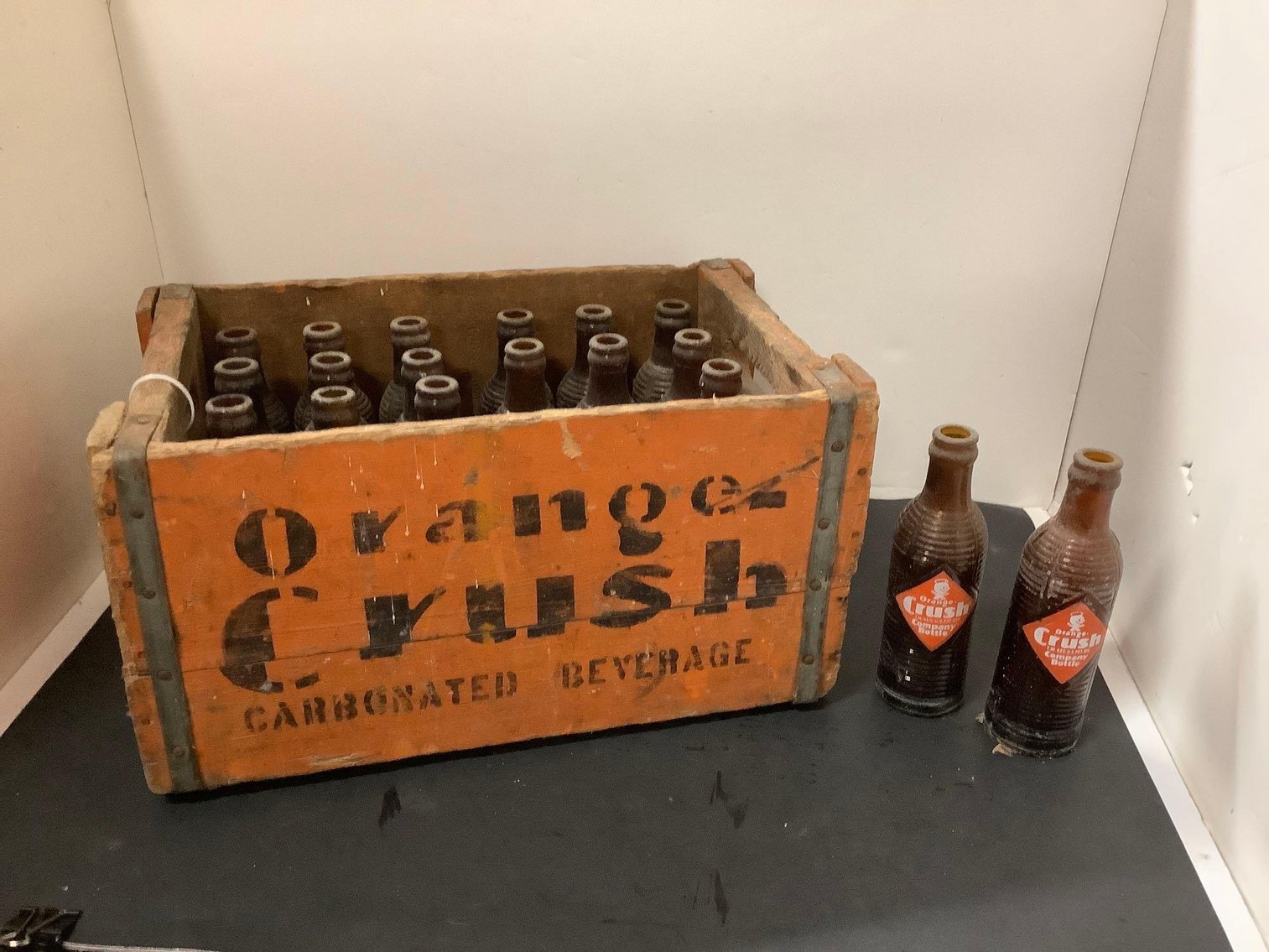 Image for Furniture, collectibles, household-Main back