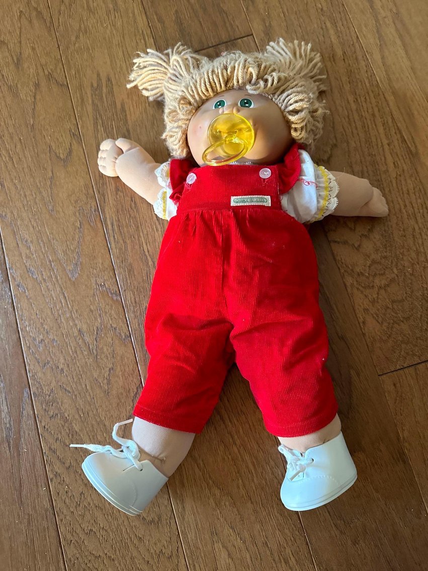 Image for Furniture, collectibles, household-Hazelwood Ln