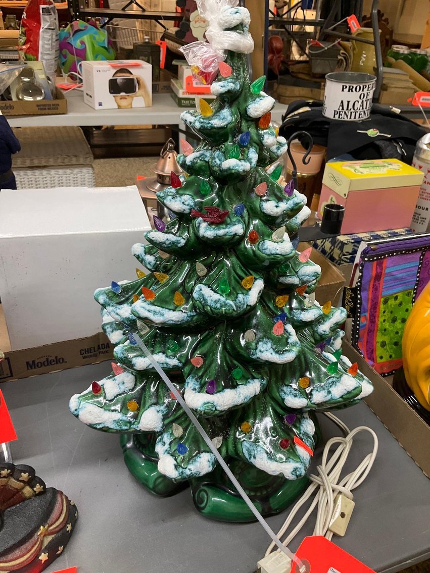 Image for Furniture, collectibles, household-Main front