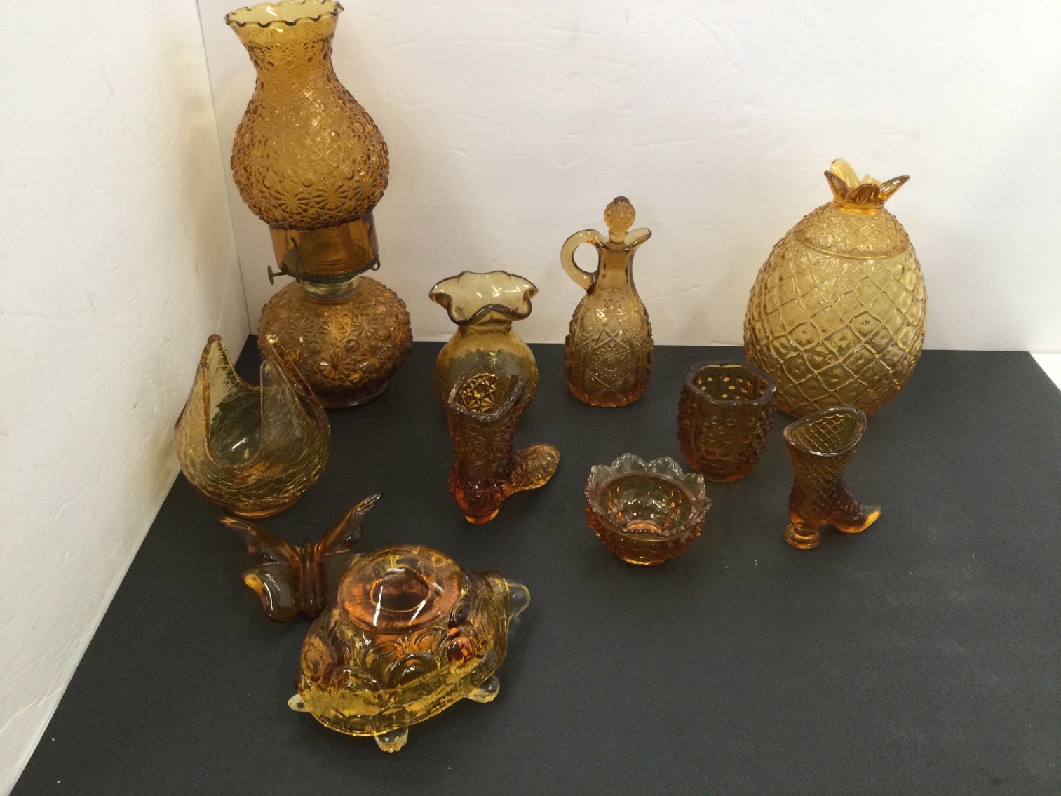 Image for Furniture, collectibles, household-Main front