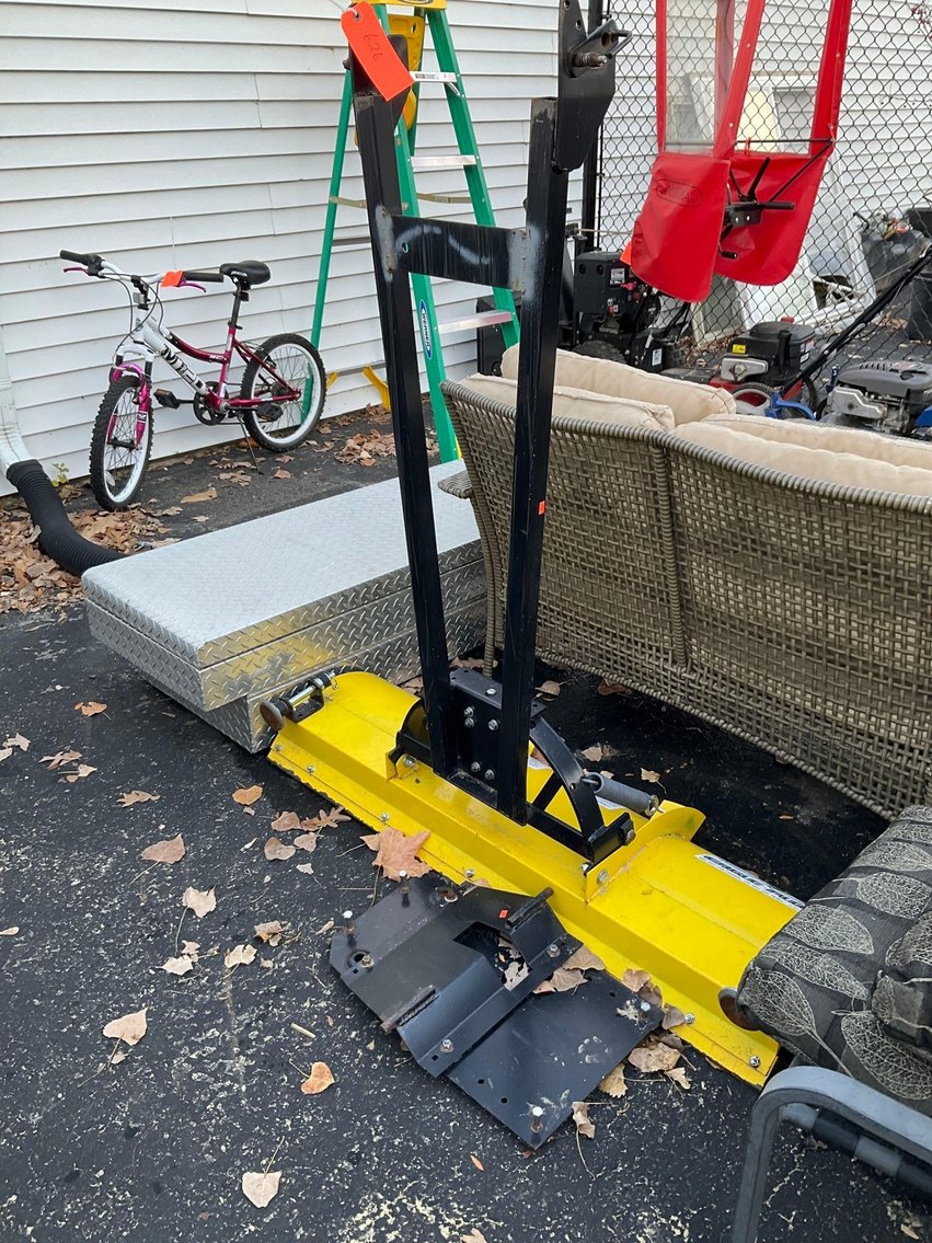 Image for Furniture, collectibles, household-Main front