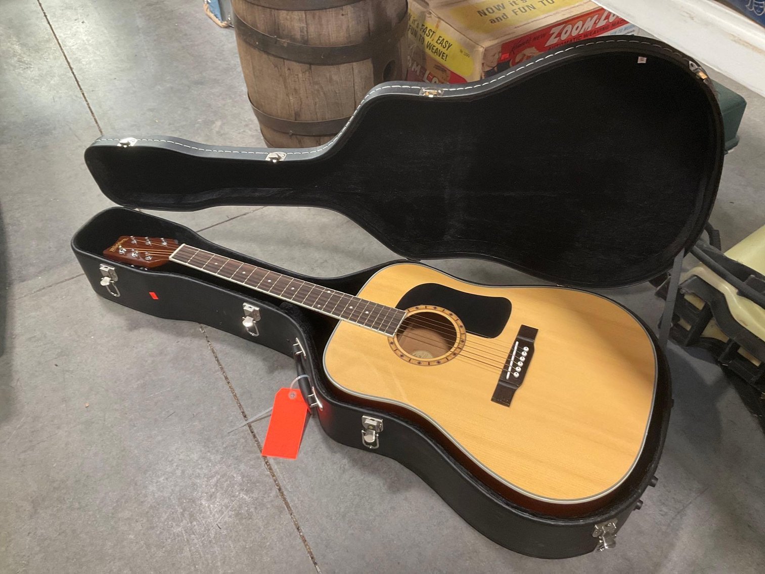 Image for Furniture, collectibles, household-New Building North