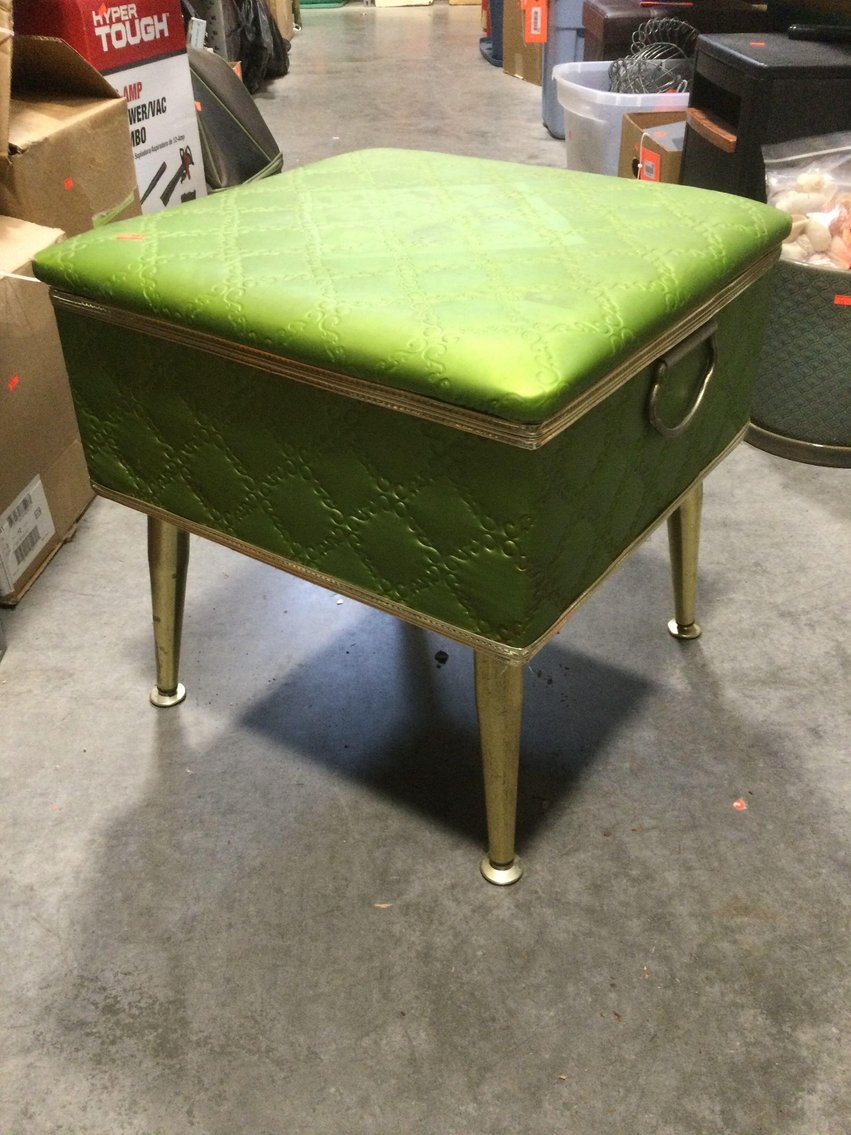 Image for Furniture, collectibles, household-New Building North