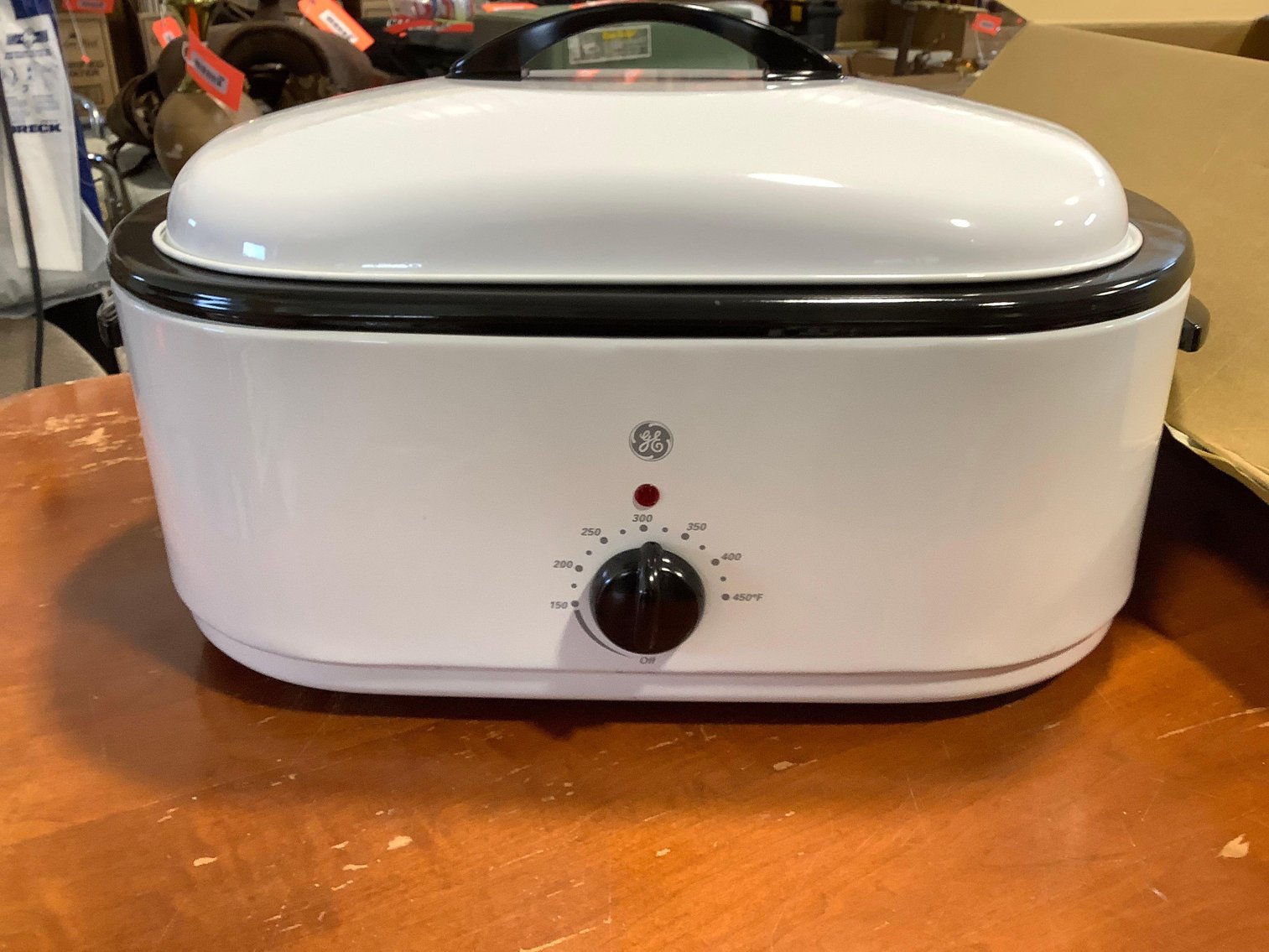 Image for Furniture, collectibles, household-New Building North