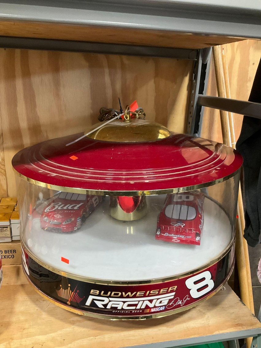 Image for Furniture, collectibles, household-New Building North