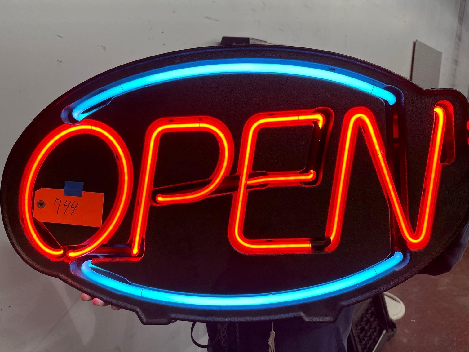 Image for Furniture, collectibles, household-New Building North