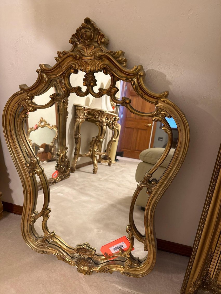 Image for Furniture, collectibles, household-Mariner Ln