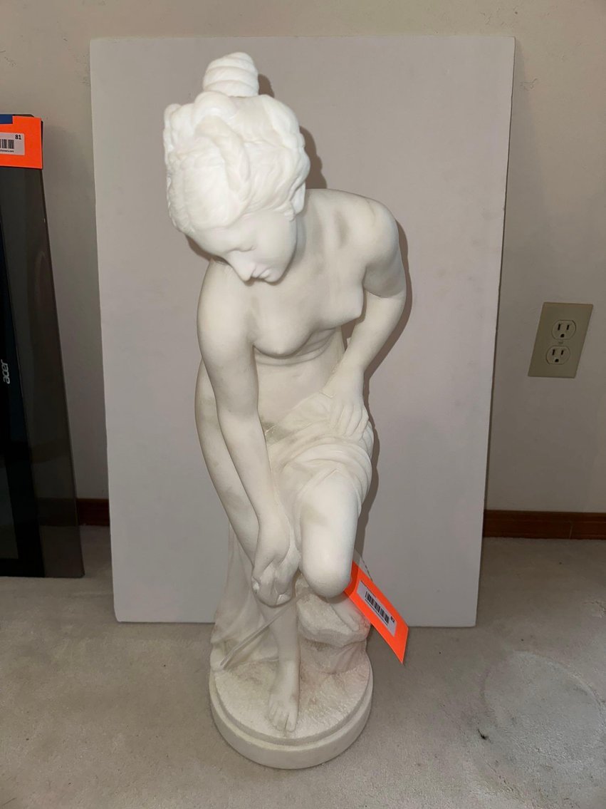 Image for Furniture, collectibles, household-Mariner Ln