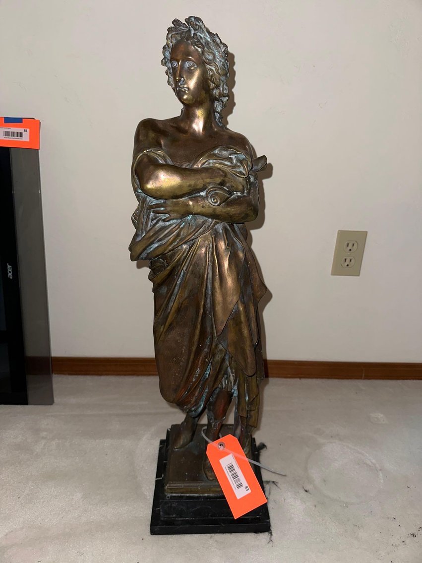 Image for Furniture, collectibles, household-Mariner Ln