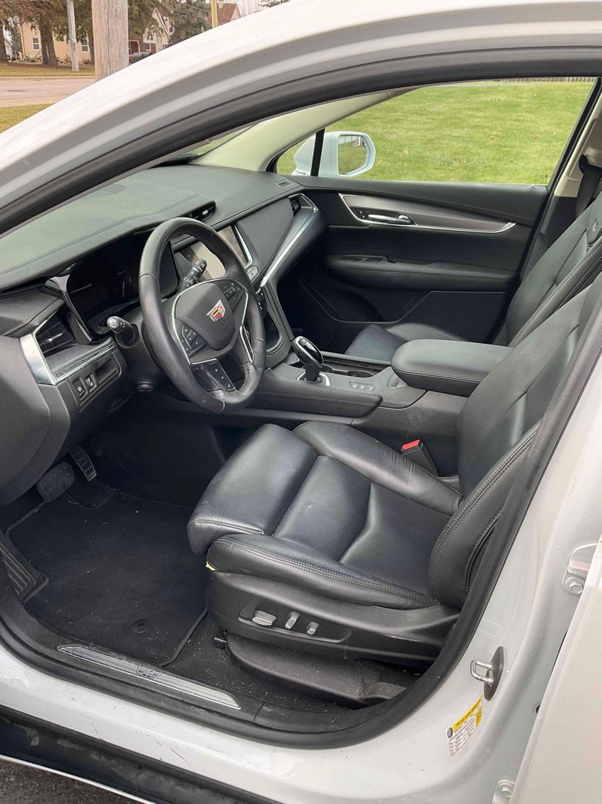 Image for Estate Vehicle 2017 Cadillac XT5 15,789 miles