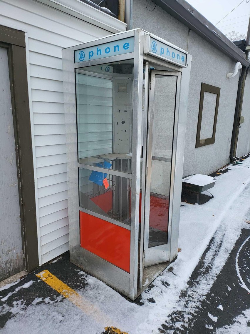 Image for Furniture, coins, collectibles, household-Main office back