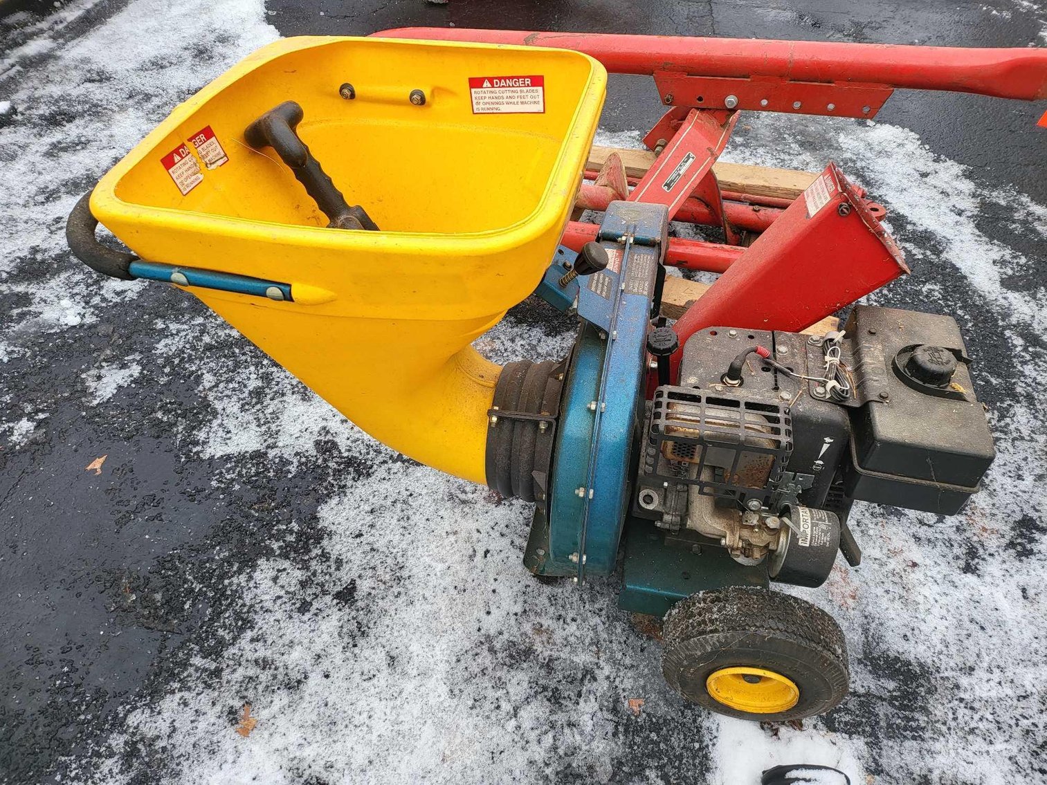 Image for Furniture, coins, collectibles, household-Main office back