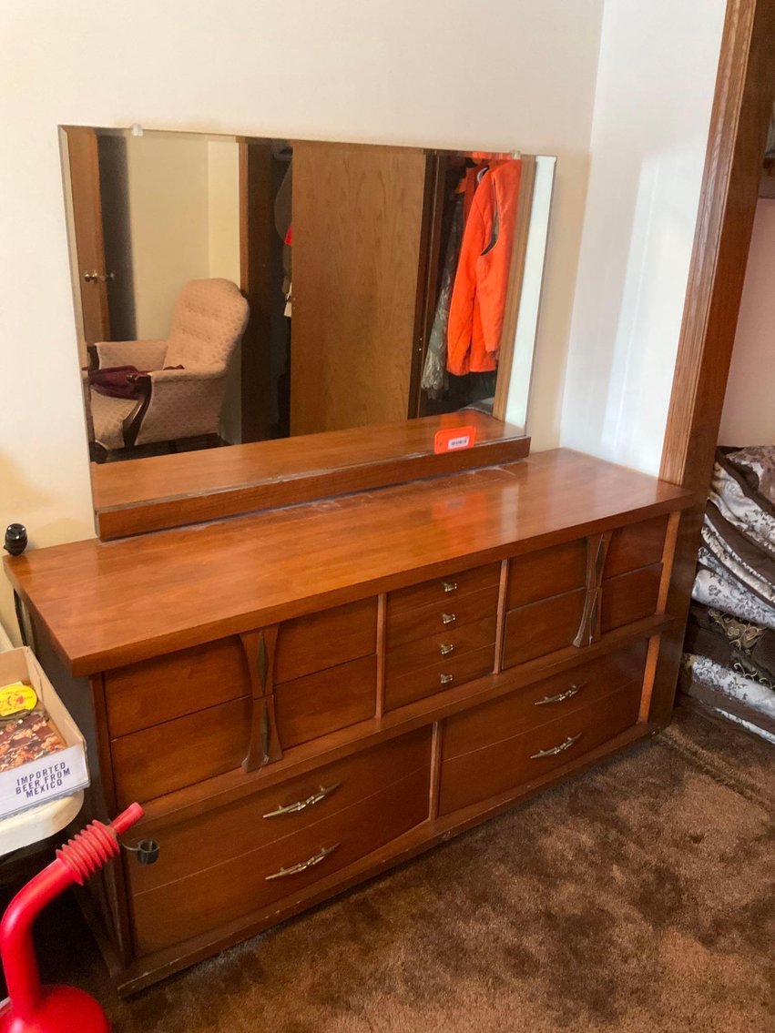 Image for Furniture, collectibles, NASCAR die cast cars, household-Gravel Pit Rd