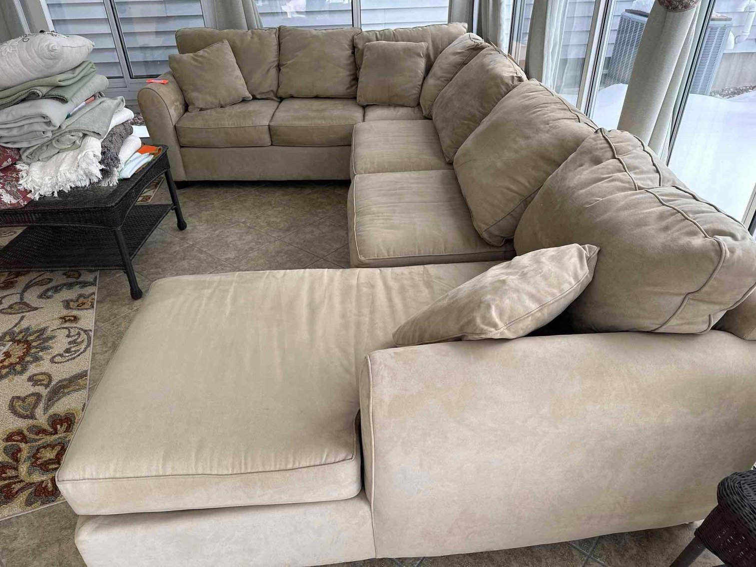 Image for Furniture, collectibles, household-Greenwald St