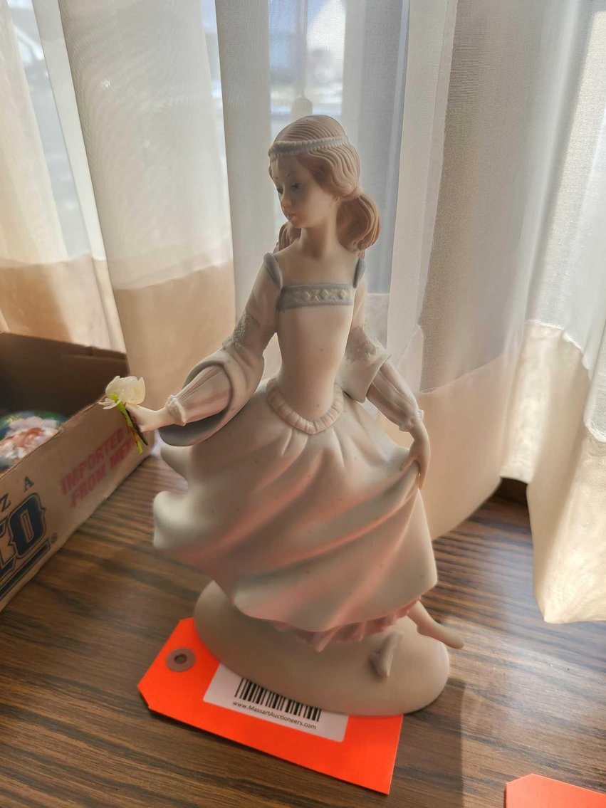 Image for Furniture, collectibles, household-Greenwald St