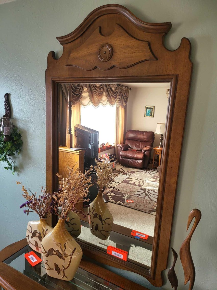 Image for Furniture, collectibles, household-Greenwald St