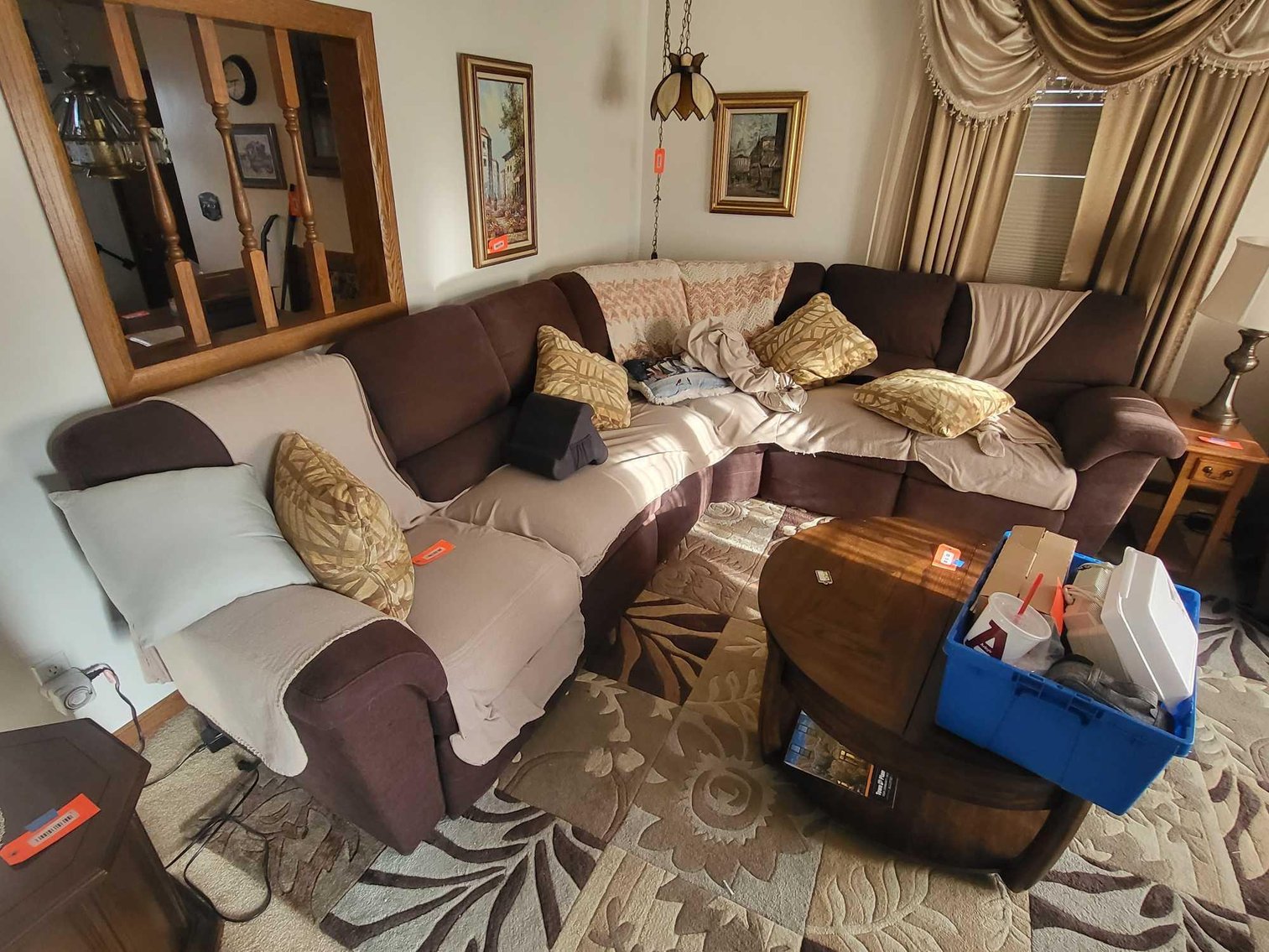 Image for Furniture, collectibles, household-Greenwald St