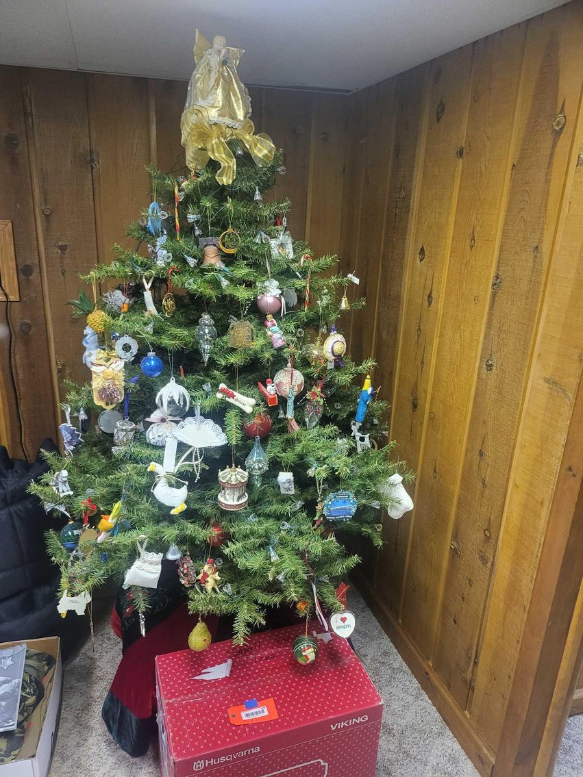 Image for Furniture, collectibles, household-Greenwald St