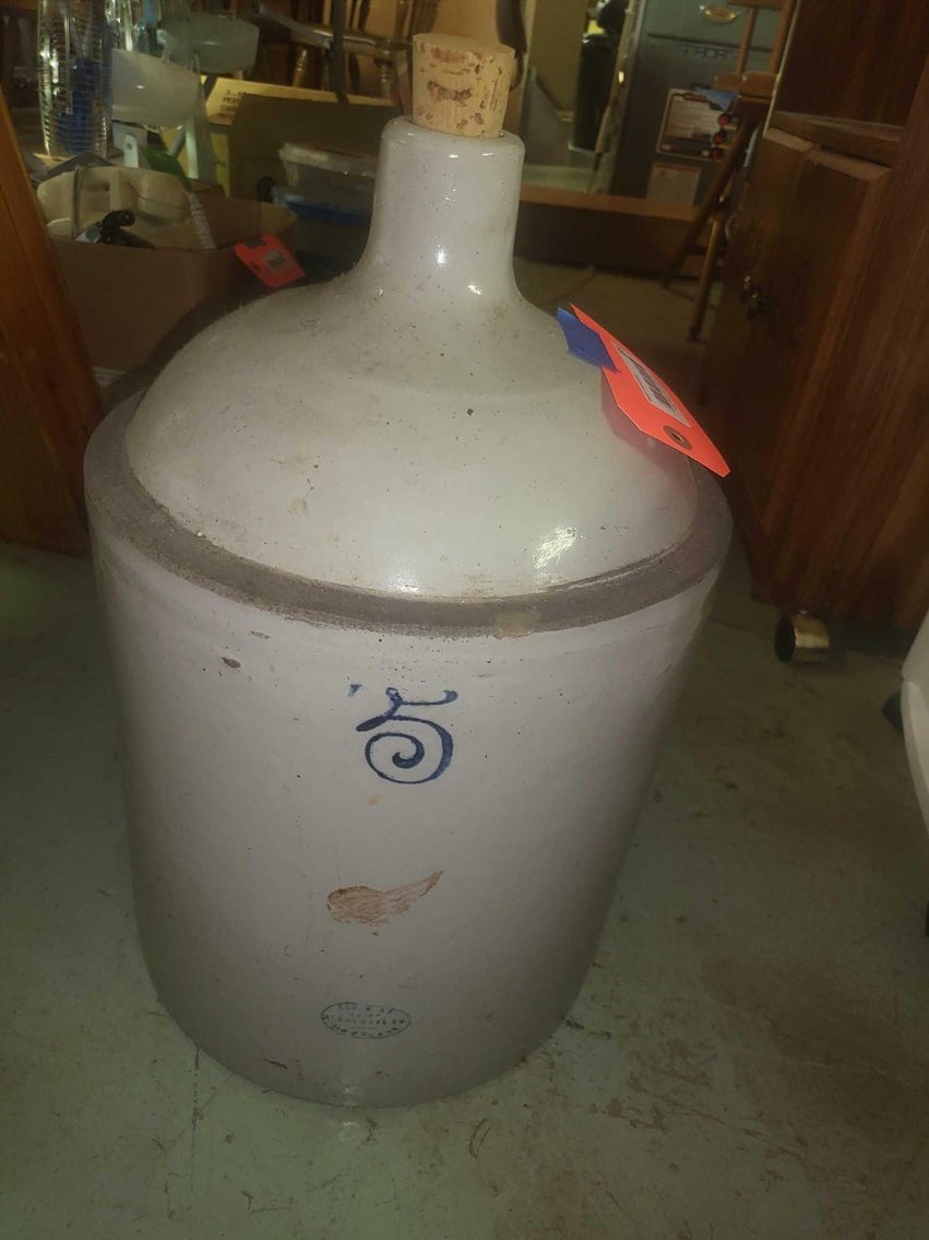 Image for Furniture, collectibles, household-Bond St Neenah