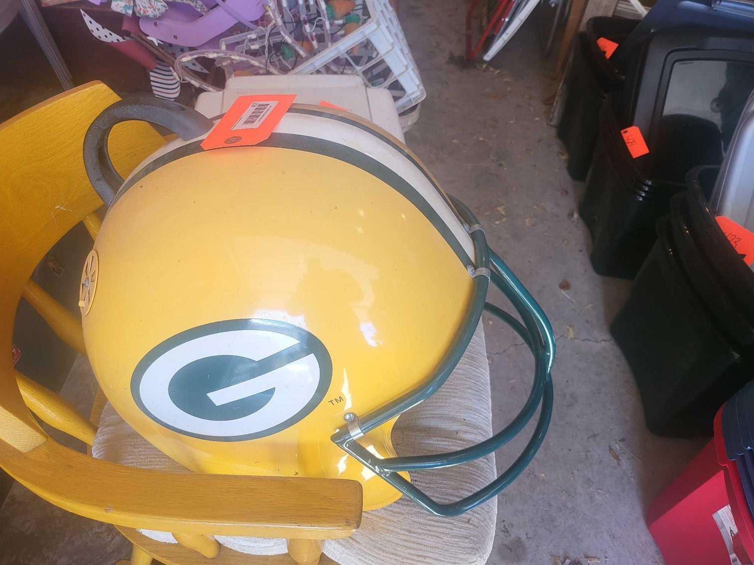 Image for Furniture, collectibles, household-Bond St Neenah