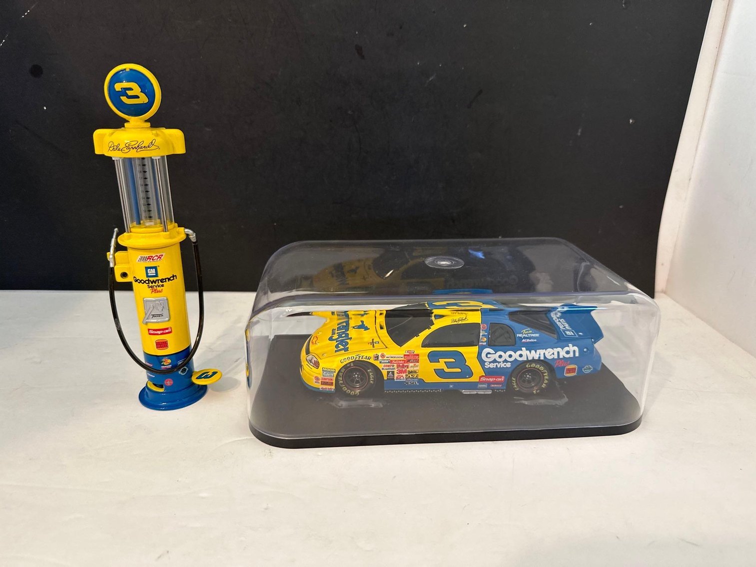 Image for Furniture, collectibles, household-Main front &