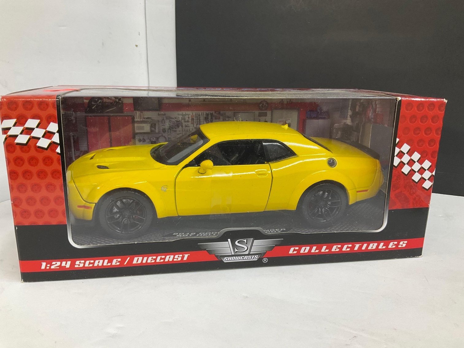 Image for Suburban, Boat, Plasma table, Furniture, collectibles, household-Main front