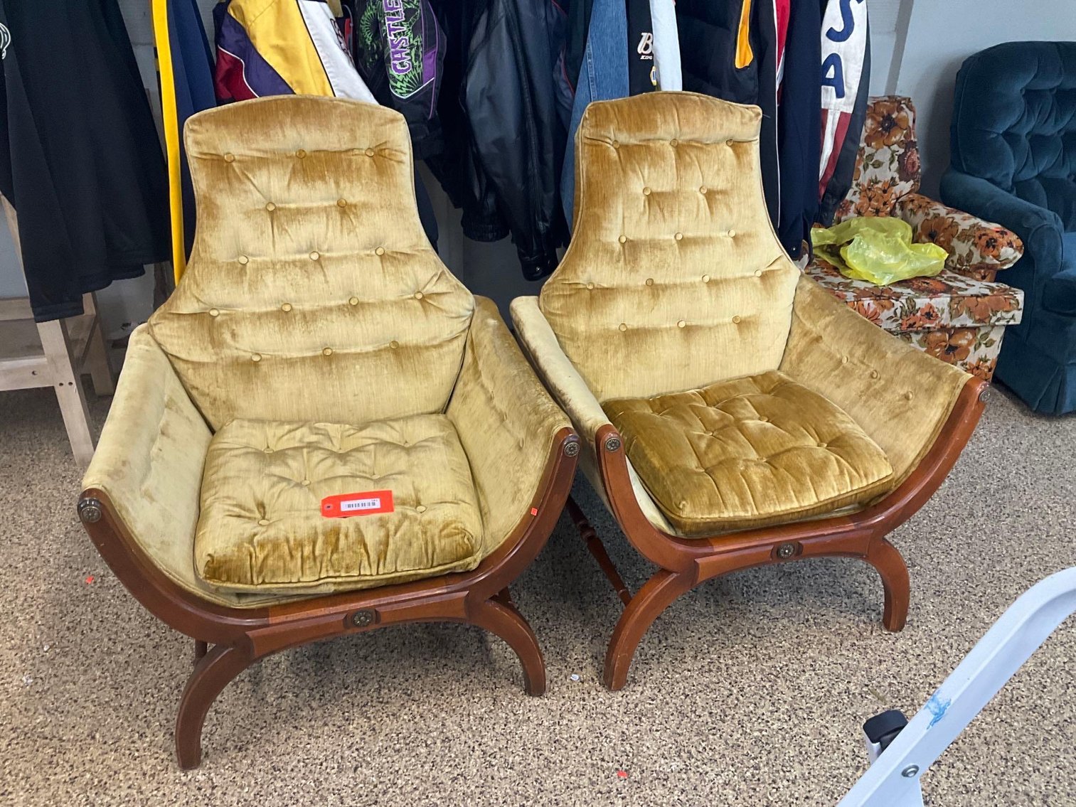 Image for Suburban, Boat, Plasma table, Furniture, collectibles, household-Main front