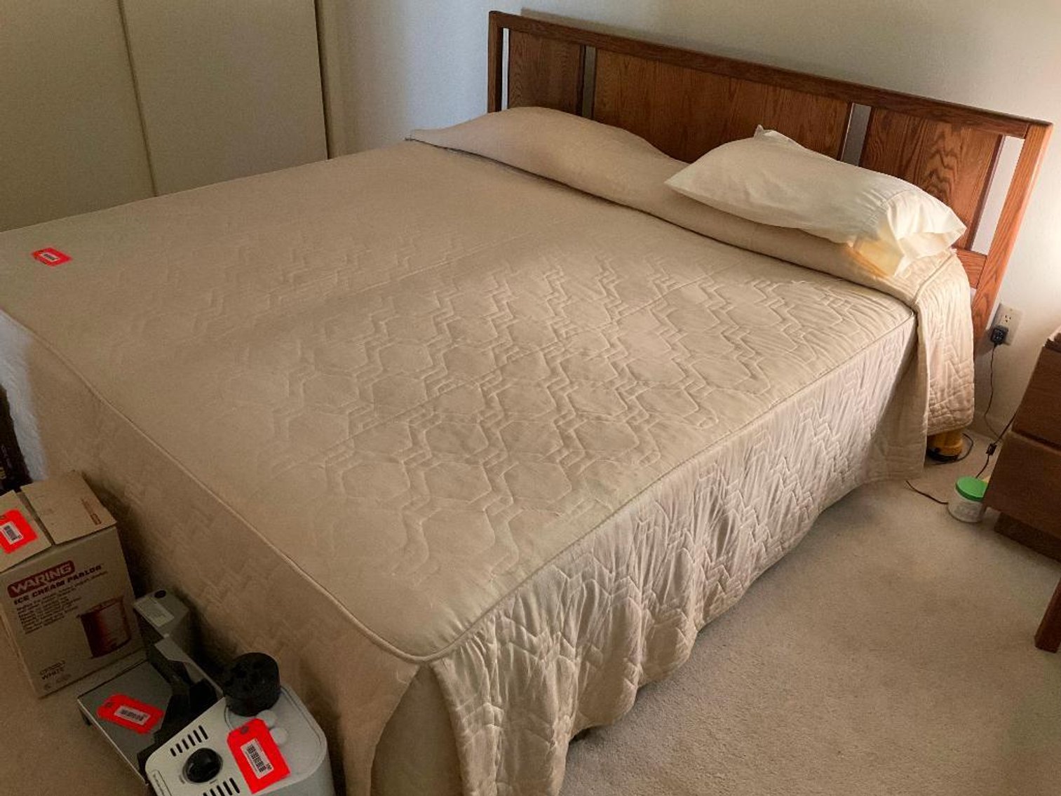 Image for Furniture, papermaking equipment, collectibles, household-Fish Creek