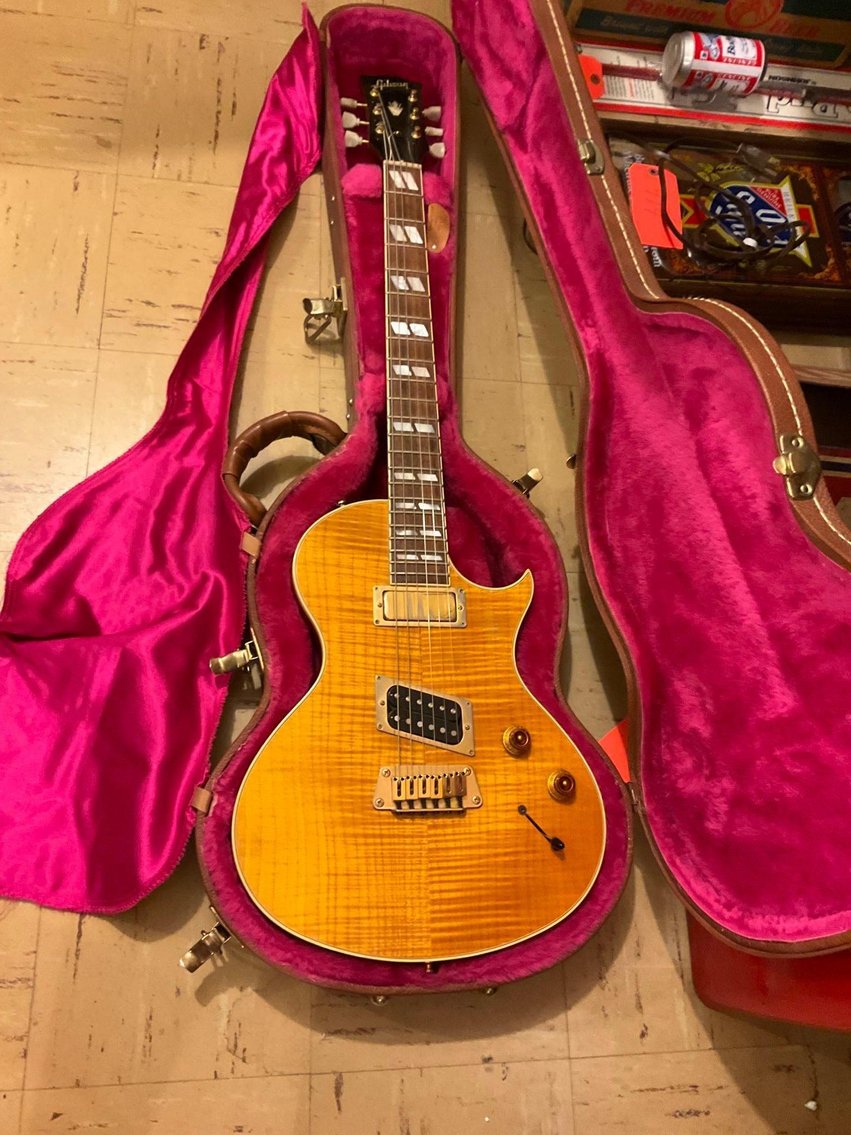 Image for Antiques, Collectibles, Guitar, Vintage items